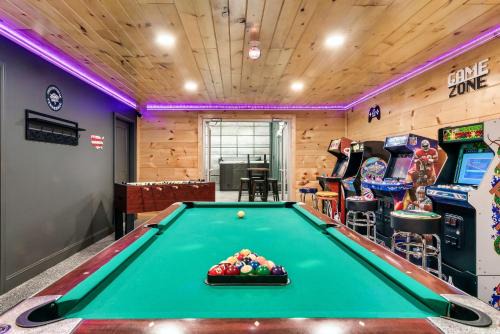 Sevierville Casa | Big Red Barn