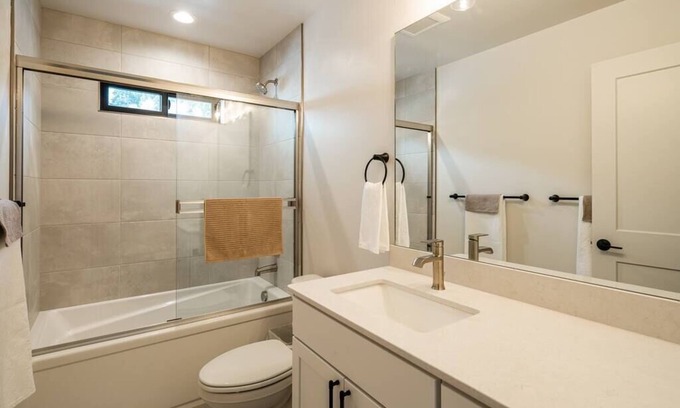 Big Sky Apartamento | Big Sky 2 bedroom guesthouse
