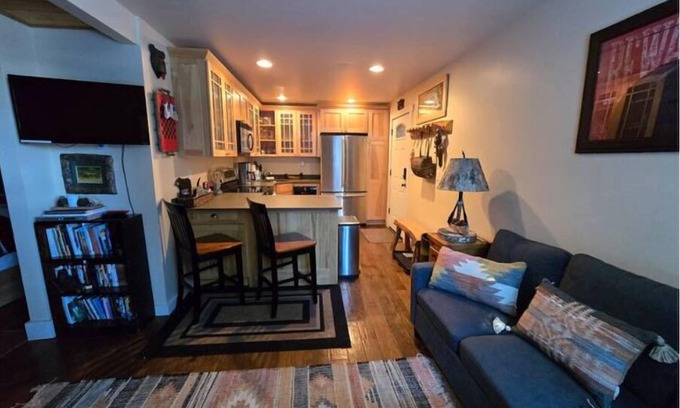 Torch Apartamento | Big Sky Bungalow, Ski Location