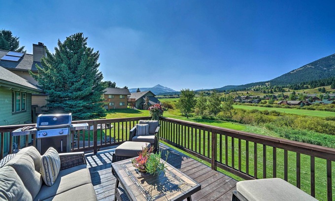 Big Sky Meadow Village Condominio | ¡NUEVO! Mtn-View Ski Condo en el campo de golf Big Sky!