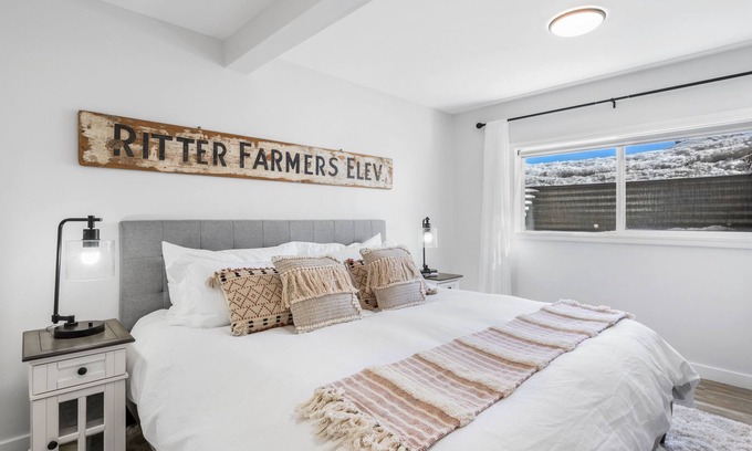 Bozeman Casa | Big Sky Country/ Yellowstone Lower Unit