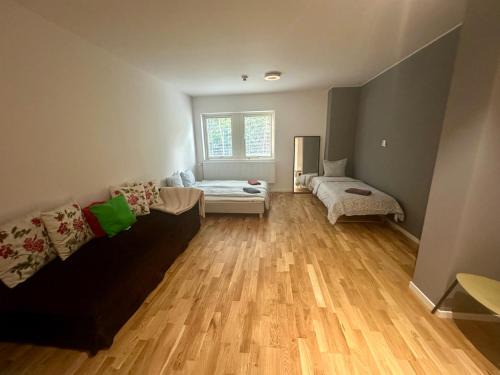 Karrdal Apartamento | Big Studio Apartment in Sollentuna Stockholm