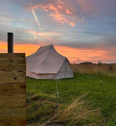 Stege Otro | Big tent with real beds and ocean view