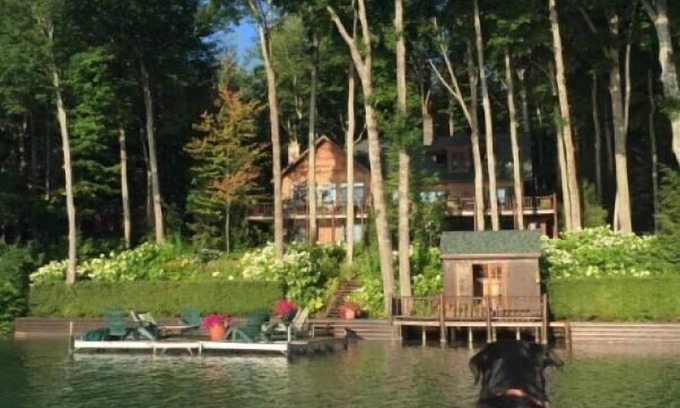 Mancelona Casa | Big Twin lago Lakefront Lodge