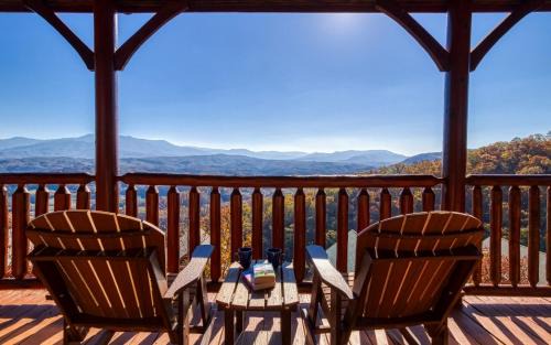 Sevierville Villa | Bigfoots Vista Views