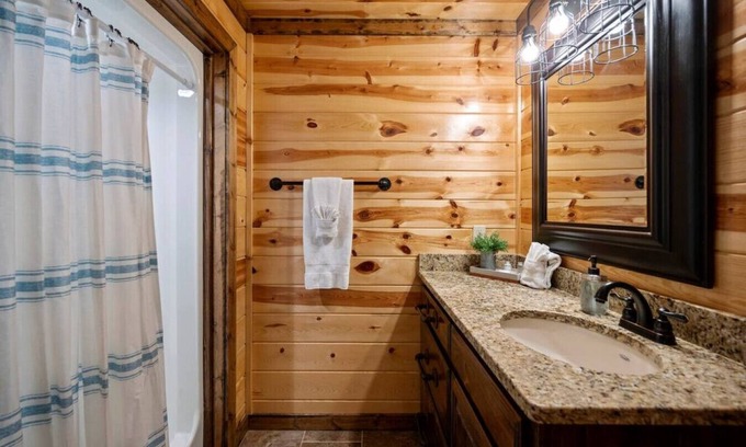 Broken Bow Apartamento | Bigger IS Better! Spacious 5 BR Hideaway
