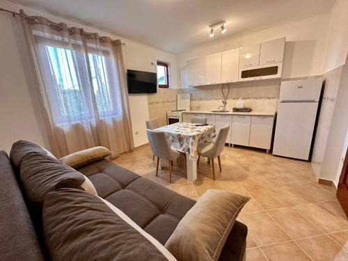 Bijela Apartamento | Bijela Apartment