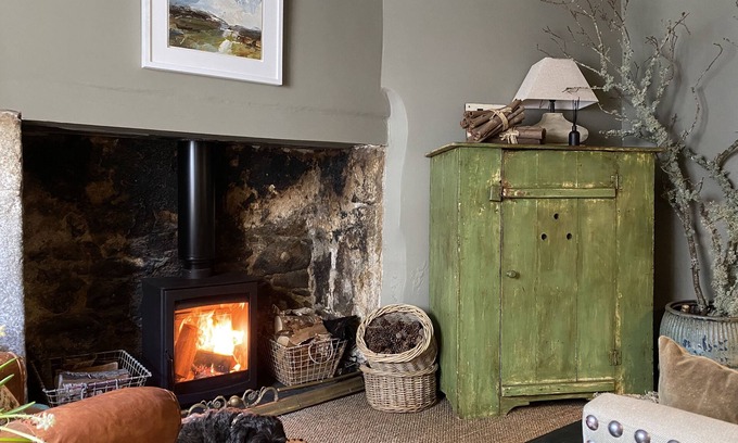 Chagford Cabaña | Bijou Cottage in centre of Dartmoor village