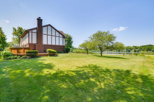 Prospect Heights Casa | Bike and Kayak Lakefront Prospect Heights Home