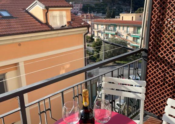 Finalborgo Apartamento | Bike & Sea under castle dreams at Finalborgo