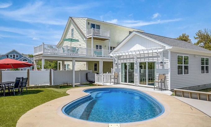Sandbridge Casa | Bikini Blonde | 715 ft to the beach | Private Pool and Hot Tub