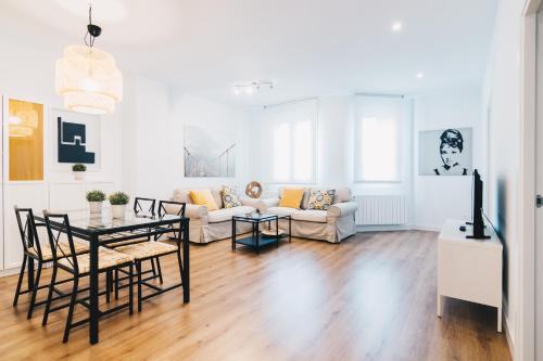 Ametzola Apartamento | Bilbao Home Apartment by People Rentals