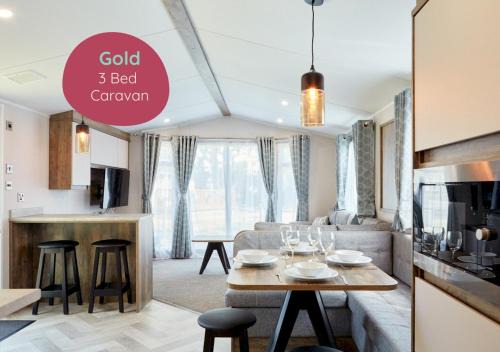 Great Houghton Cabina | Billing Aquadrome Holiday Park