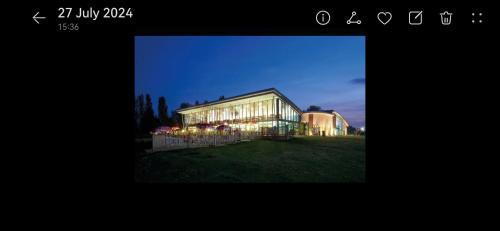Great Houghton Casa | Billing Aquadrome Lakeside retreat