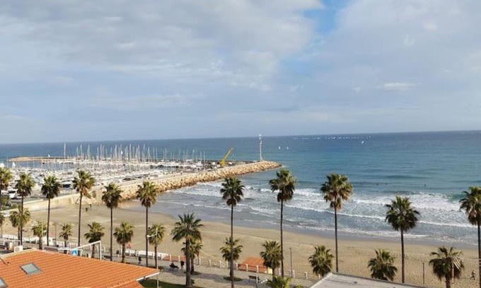 Marina di Andora Apartamento | Bilocale a due passi dal mare in Marina di Andora.