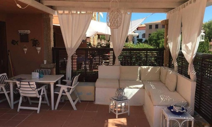 Porto Rotondo Casa | Bilocale ristrutturato con piscina. Spiagge vicine.