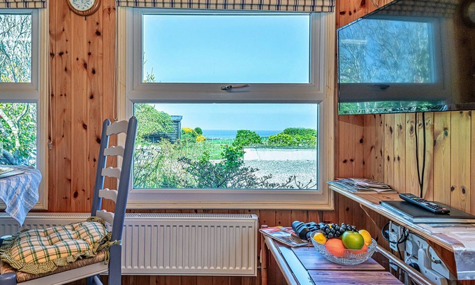 Dinas Cabina | Bimbadeen Lodge