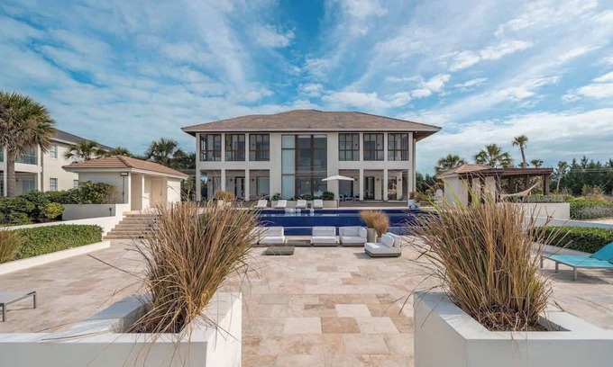 Alice Town Casa | Biminis Beachfront Dream Villa