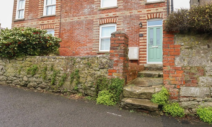 Wyke Regis Cabaña | BINDON COTTAGE, family friendly, with a garden in Wyke Regis