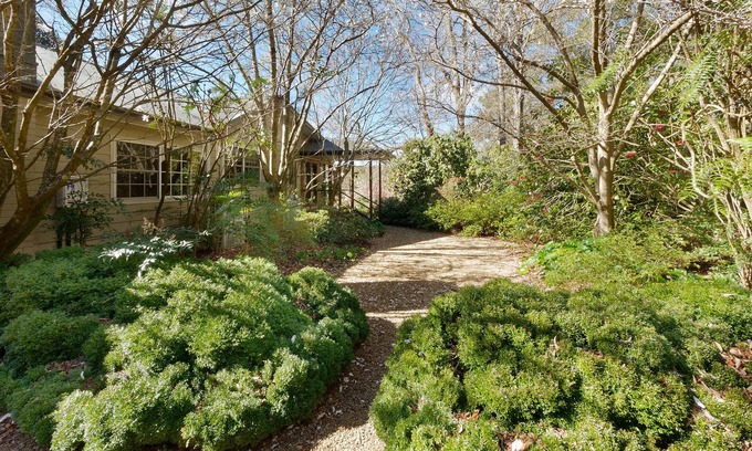 Wildes Meadow Cabaña | FOXTON PARK FARMSTAY - BINNOWEE COTTAGE
