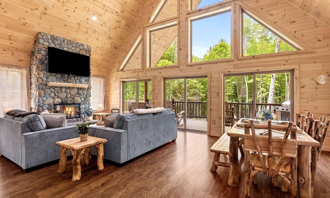 West Oneonta Cabina | Birch Cabin Lakefront & Secluded Kayaks Fishing!