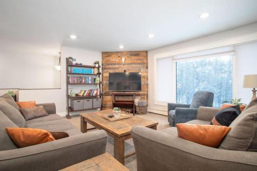 Fairbanks Casa | Birch Hill Terrace