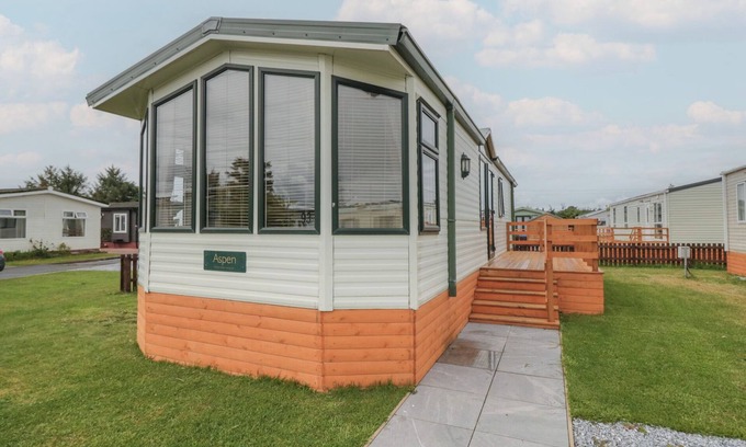Denny Cabaña | BIRCH, pet friendly, with a garden in Denny