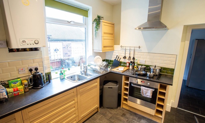 Stoke-on-Trent Casa | Birches House