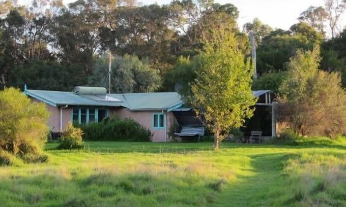 Forest Grove Cabaña | Birchfield Farmstay Chalet