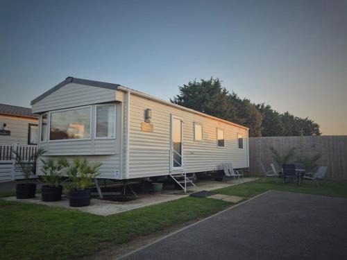 Isle of Thanet Casa | Birchington Vale Trieste - Sleeps 8, pet friendly & Family friendly