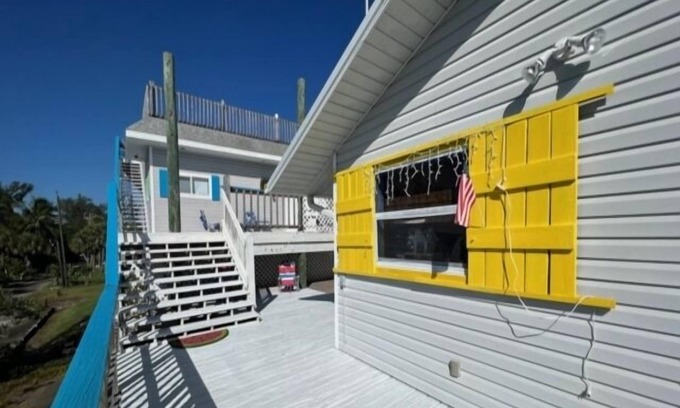 Placida Apartamento | Bird's Nest has a birds eye view! PRIVATE ISLAND