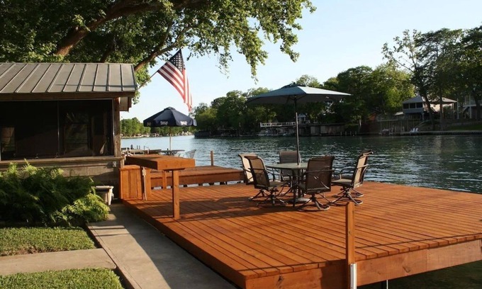 Seguin Casa | Birdnest Family Lake House - Spacious Lake McQueeney Home