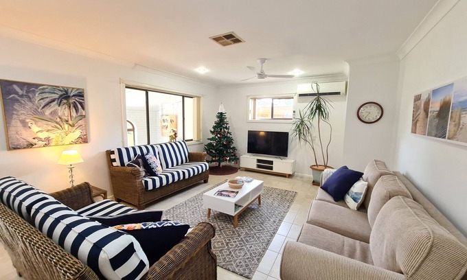 Woolgoolga Casa | "Birdsong"