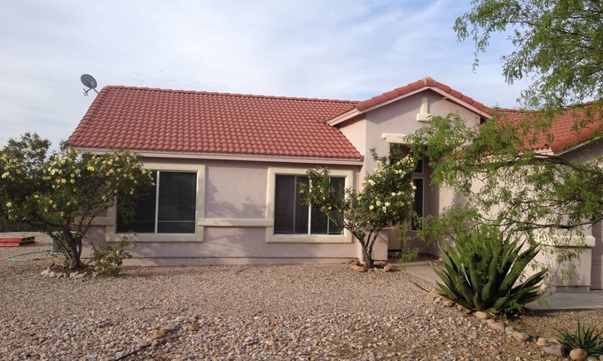 Rio Rico Casa | Birdwatchers Paradise on 1.5 ac Golfing hiking & More