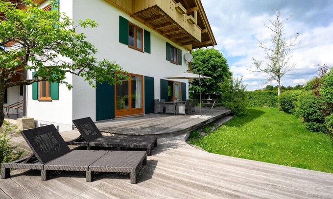 Horn Apartamento | Birkeneck 3 (ground floor), castle view dream holiday apartment