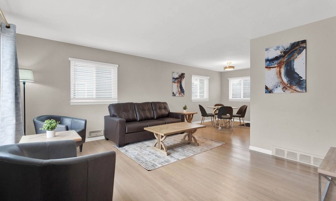 Birmingham Casa | Birmingham Retreat - Relax & Enjoy