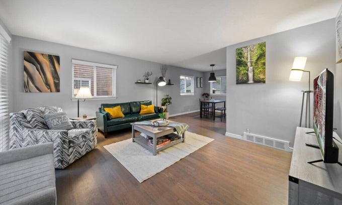 Birmingham Casa | Birmingham Urban Retreat: 2BR Cozy Haven