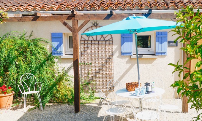 Larzac Apartamento | Biron - Architect designed light and airy single-storey villa