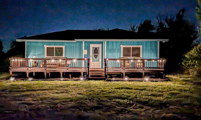 Chappell Hill Casa | Birthplace of Texas home with wood-burning firepit, porch, & private W/D