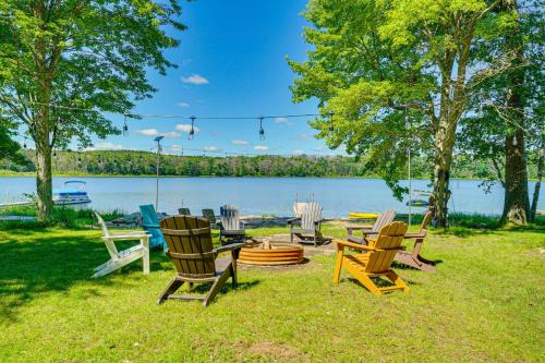 Bitely Casa | Bitely Cottage Rental Fire Pit and Beach!