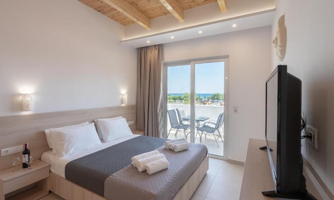 Faliraki Apartamento | Bivalvia Studios