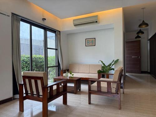 Devdholera Casa | BK's Villa Golf - By the 7th Hole