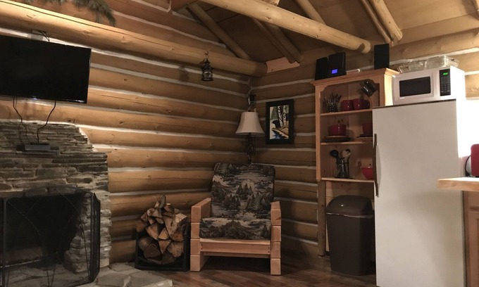 Glenfield Cabina | Black Bear Lodge Rustic Log Cabin