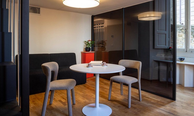 Oltrarno Apartamento | Black Cube a Design-Led Loft