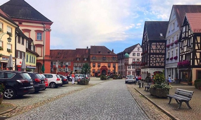 Gengenbach Apartamento | Black Forest Home near Europapark Rust Apartment with 2 bedrooms