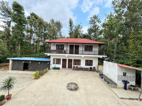Sangameswarpet Casa | Black Hill Homestay Hededalu