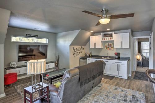 Rapid City Casa | Black Hills Cabin about 10 Mi to Mt Rushmore!