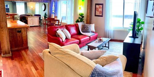 West Jefferson Apartamento | Black Jacks Downtown Loft