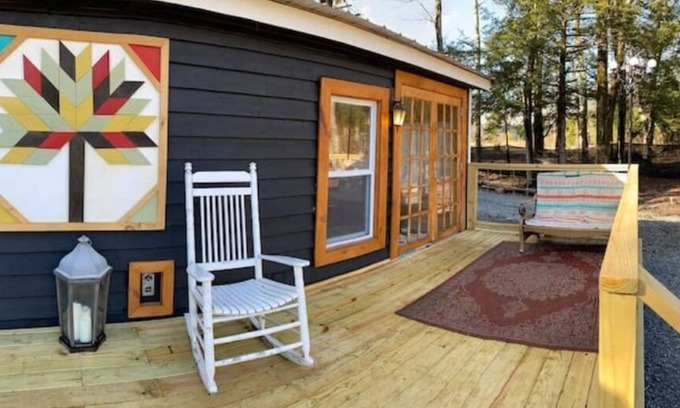 Woodridge Cabina | Black Marsh Mellow Tiny Home