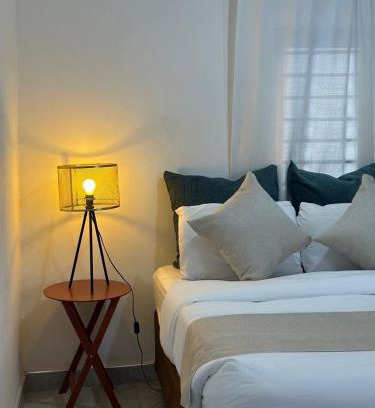 Lusaka Casa | Black Pearl Inside Room